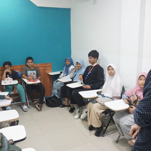 Part-Time English Teacher – Depok